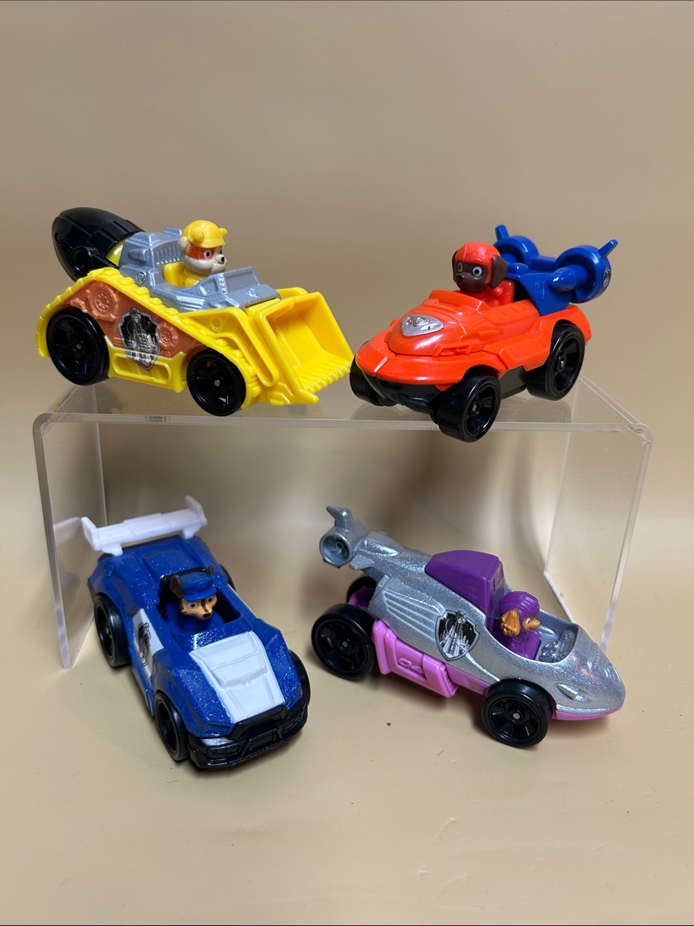 PAW Patrol Die-Cast. True Metal Rescue Vehicle Lot de 4